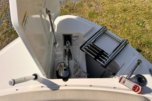 One Moor 24ft Boston Whaler Yacht For Sale One Moor 24ft Boston Whaler Yacht For Sale