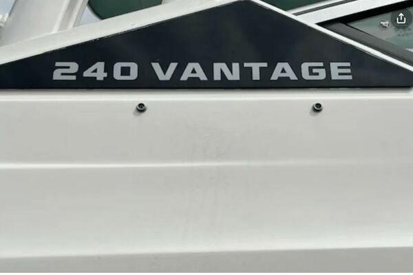 One Moor 24ft Boston Whaler Yacht For Sale One Moor 24ft Boston Whaler Yacht For Sale