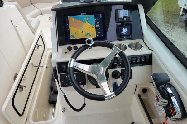 One Moor 24ft Boston Whaler Yacht For Sale One Moor 24ft Boston Whaler Yacht For Sale