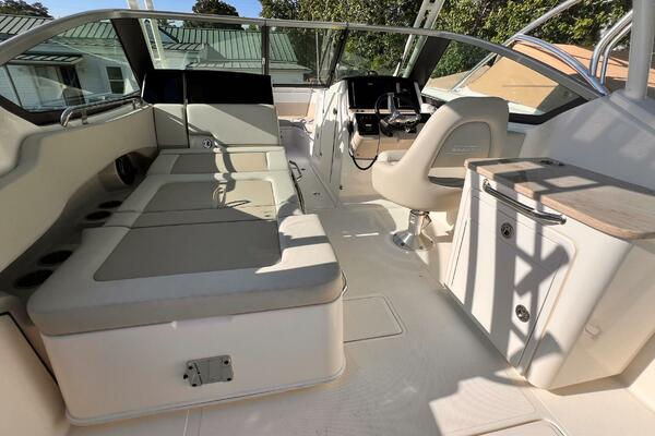 One Moor 24ft Boston Whaler Yacht For Sale One Moor 24ft Boston Whaler Yacht For Sale