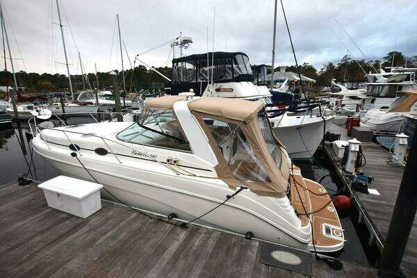 Photo of the 2000 Rinker 342 Fiesta Vee "Choices"