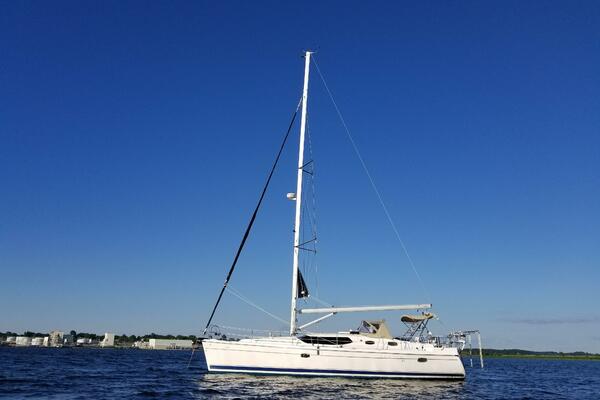 Caribbean Breeze 45ft Hunter Yacht For Sale