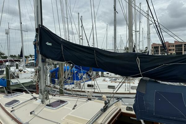 Phoenix 32ft Island Packet Yacht For Sale