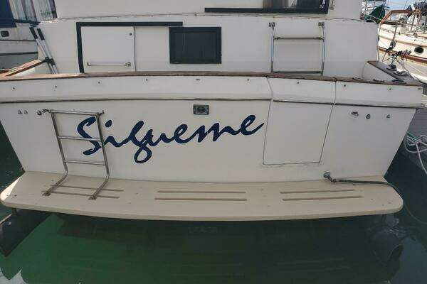 Photo of the 1985 Californian 5239 Cockpit Motor Yacht