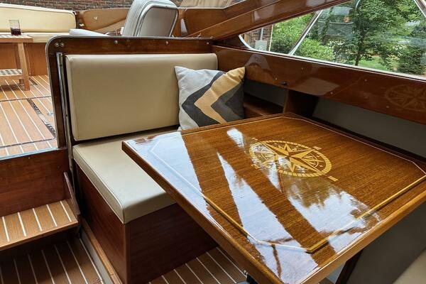 Blueprint  28ft Chris Craft Yacht For Sale