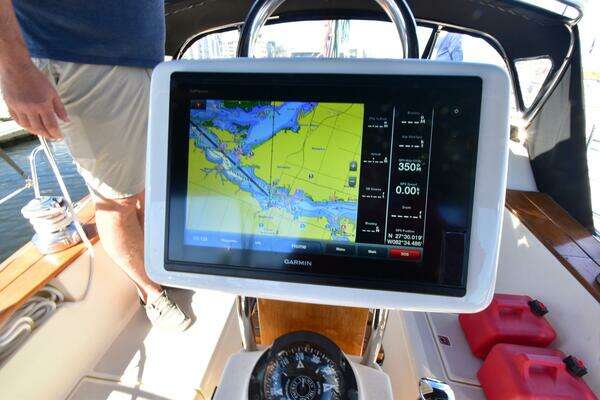 Photo of the 1999 Island Packet 380 "AFTIA"