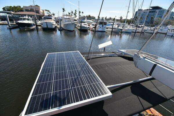 Photo of the 1999 Island Packet 380 "AFTIA"