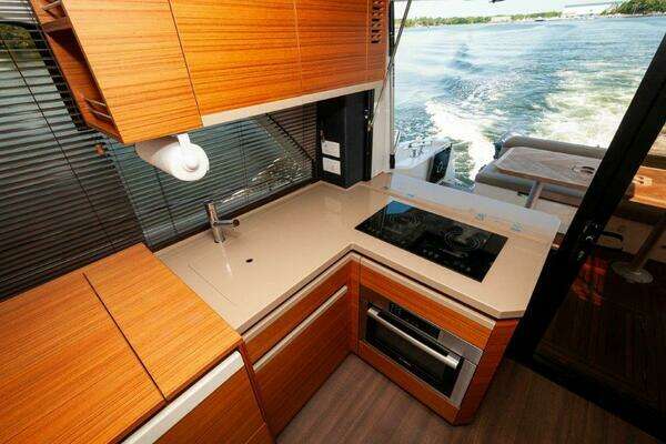 Greenline 45 Fly Yacht For Sale