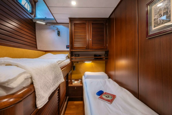 PLAYMOBIL 101ft Brandstatter Yacht For Sale