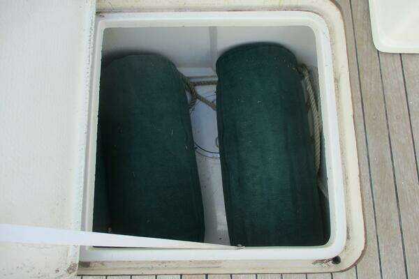 1997 Ocean Yachts 40