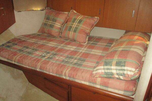 1997 Ocean Yachts 40