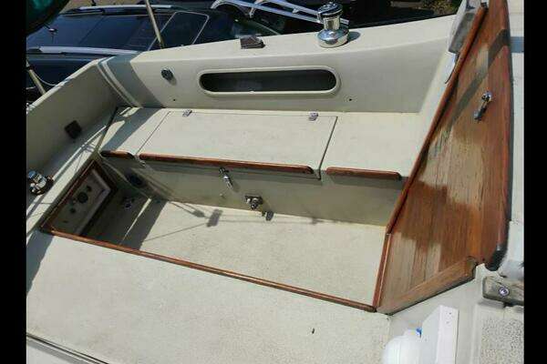 Photo of the 1977 Islander 28