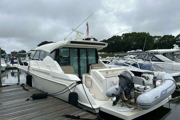 2015 Tiara Yachts 44