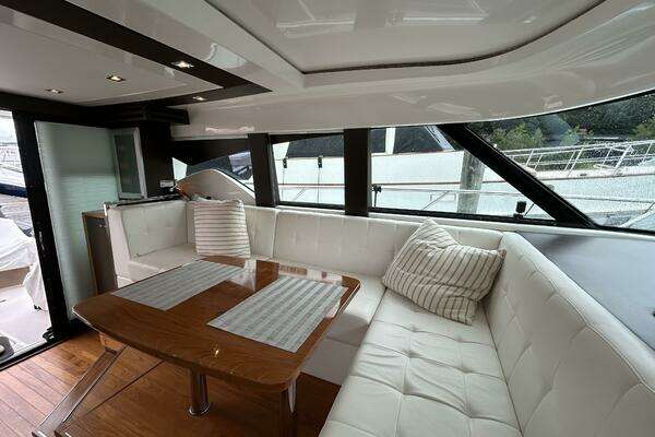 2015 Tiara Yachts 44