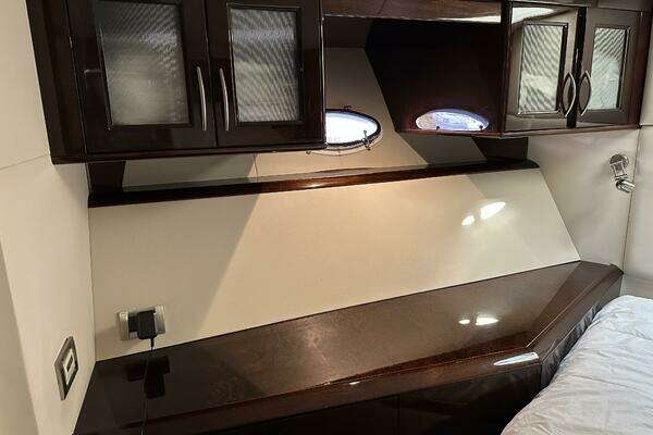 Lazzara Yachts LSX 75 Yacht For Sale