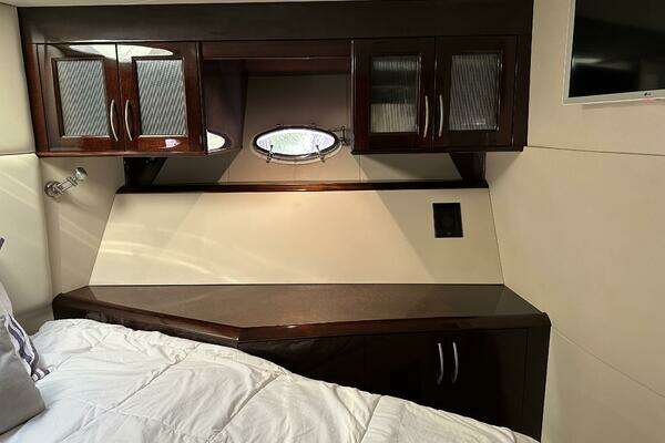 Lazzara Yachts LSX 75 Yacht For Sale