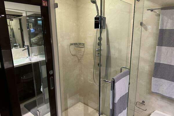 Lazzara Yachts LSX 75 Yacht For Sale