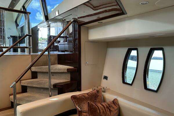 Lazzara Yachts LSX 75 Yacht For Sale