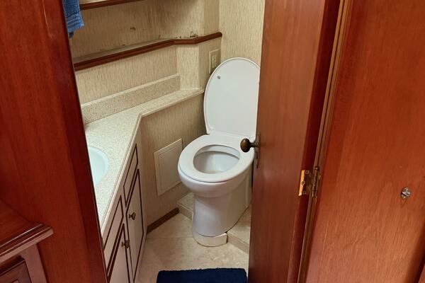 Miss Wendy 81ft Burger Yacht For Sale