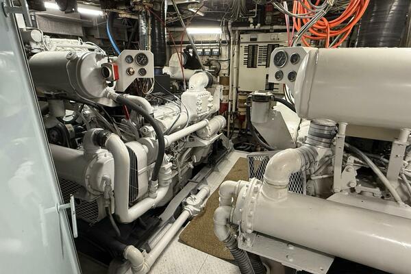 Miss Wendy 81ft Burger Yacht For Sale