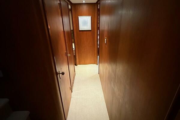 Miss Wendy 81ft Burger Yacht For Sale