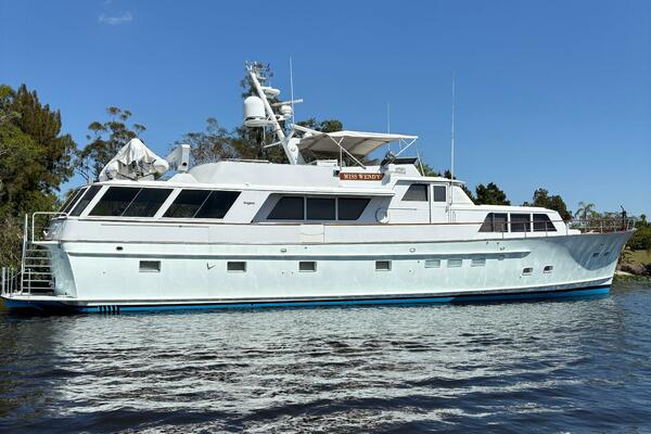 Miss Wendy 81ft Burger Yacht For Sale