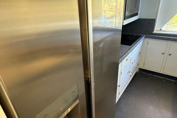 Miss Wendy 81ft Burger Yacht For Sale