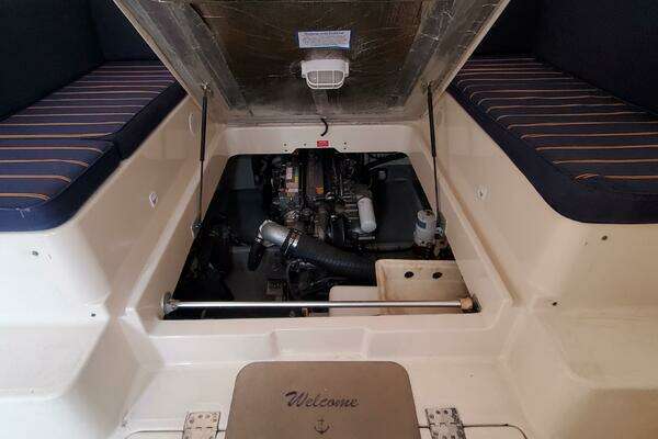 Knot A Care 34ft Mainship Yacht For Sale