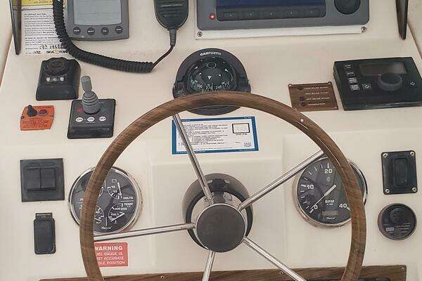 Knot A Care 34ft Mainship Yacht For Sale