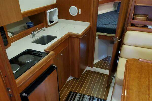 Knot A Care 34ft Mainship Yacht For Sale