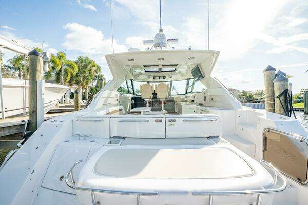 Sea Ray 540 Sundancer Yacht For Sale