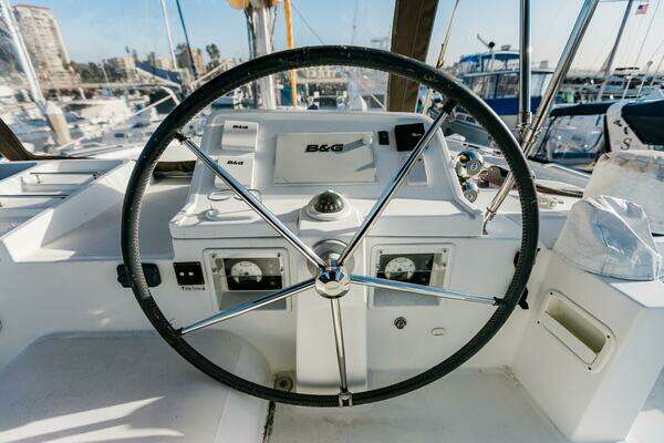 Lagoon 450-F Yacht For Sale