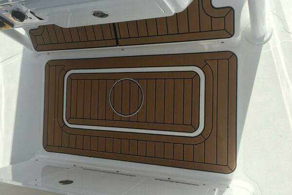 Photo of the 2017 Southport 33 FE