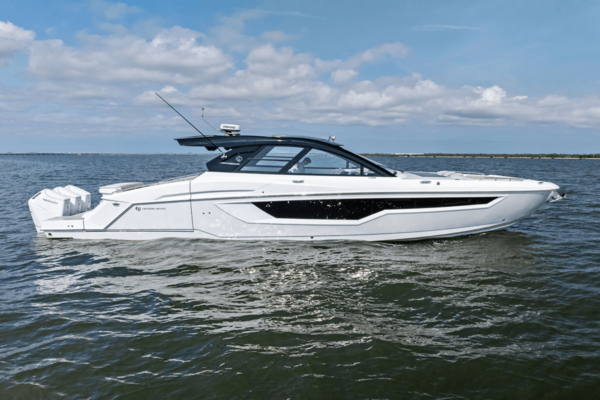 50-ft-Cruisers Yachts-2025-50 GLS Outboard-Clearwater Florida United States yacht for sale