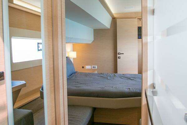 Fountaine Pajot MY 40 Yacht For Sale