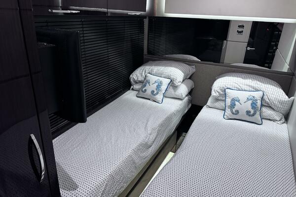 Jeanne Rose 65ft Sea Ray Yacht For Sale