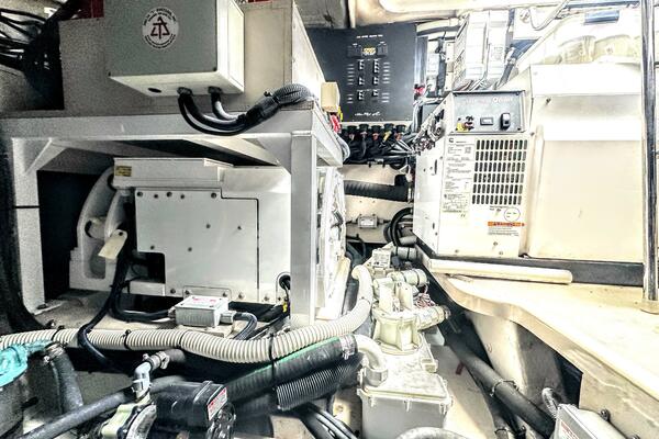 Jeanne Rose 65ft Sea Ray Yacht For Sale