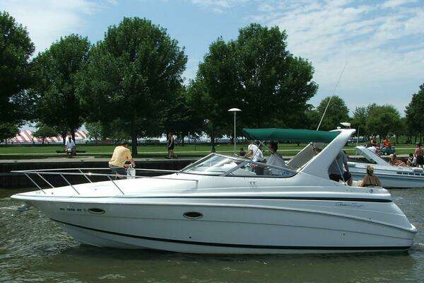 32-ft-Chris-Craft-1998-320 Express Cruiser-St. Clair Shores Michigan United States yacht for sale