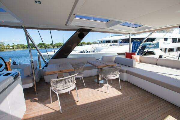 Lagoon Seventy 7 Yacht For Sale
