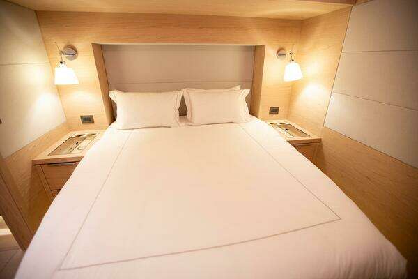 Lagoon Seventy 7 Yacht For Sale