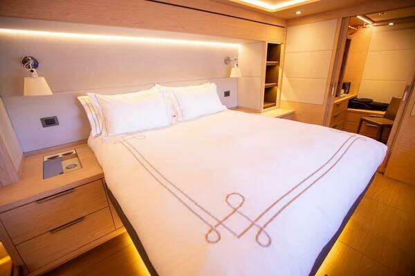 Lagoon Seventy 7 Yacht For Sale