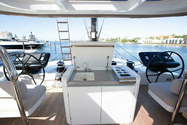 Lagoon Seventy 7 Yacht For Sale