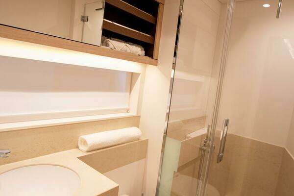 Lagoon Seventy 7 Yacht For Sale