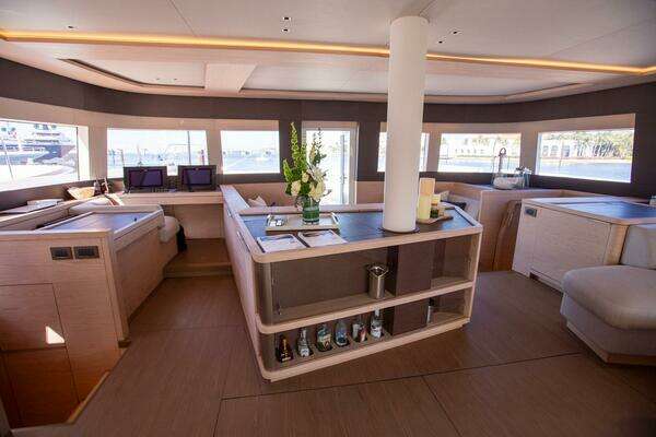 Lagoon Seventy 7 Yacht For Sale