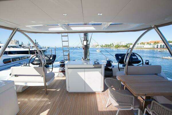 Lagoon Seventy 7 Yacht For Sale