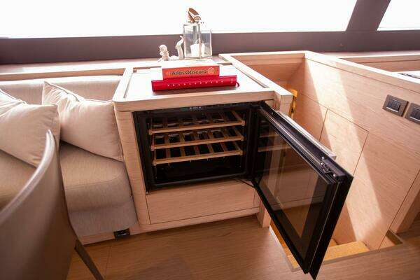 Lagoon Seventy 7 Yacht For Sale