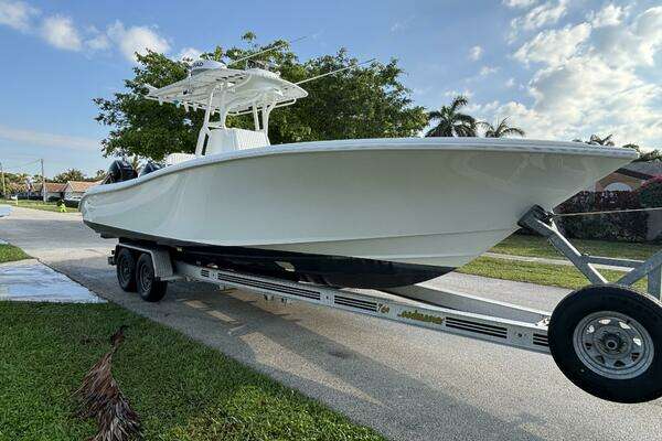 2012 Yellowfin 29
