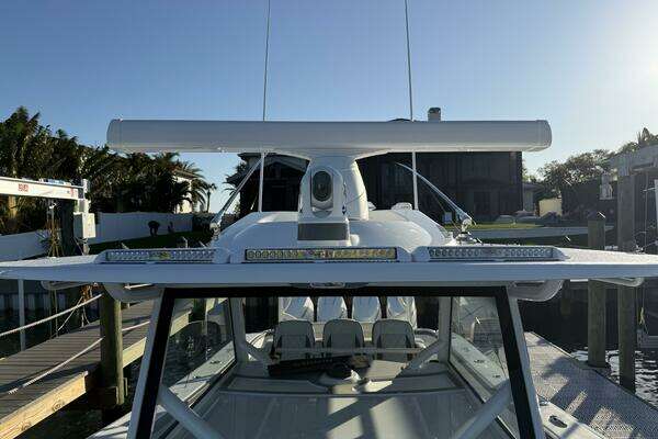 Yellowfin 42 CC Yacht For Sale