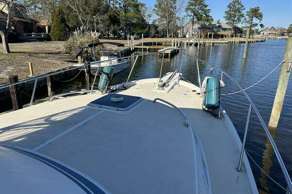 Photo of the 1998 Albin 32+2 "LADY WHALE"