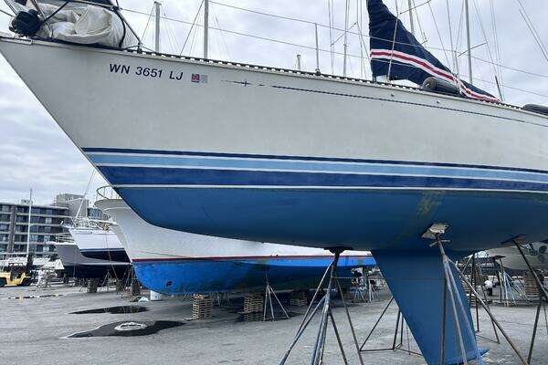 Photo of the 1989 C&C 37/40+ "Prismatic Thunder"